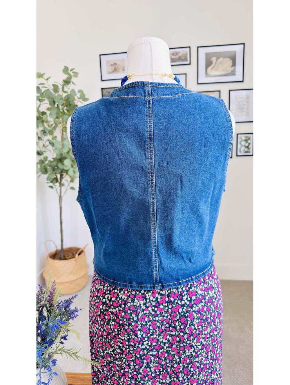 Boutique Denim Button-Front Vest - Size S - Picture 6 of 9